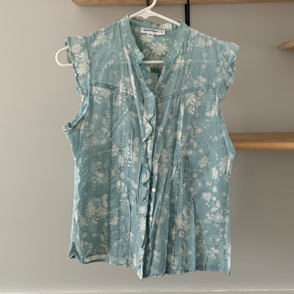 Calvin Klein sleeveless blouse- size M